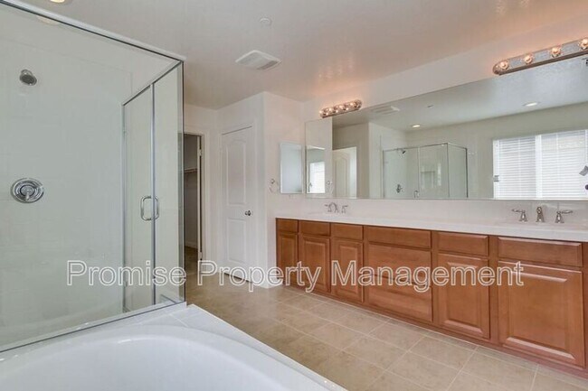 Building Photo - 5514 Lipizzaner Cir