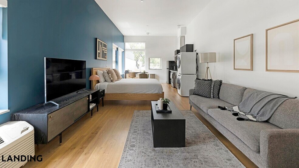 Building Photo - 135 Adams St