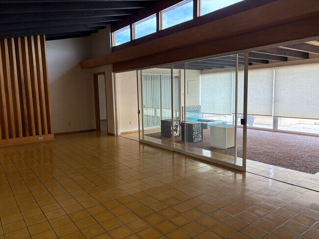 Building Photo - Tucson West 3 Bedroom