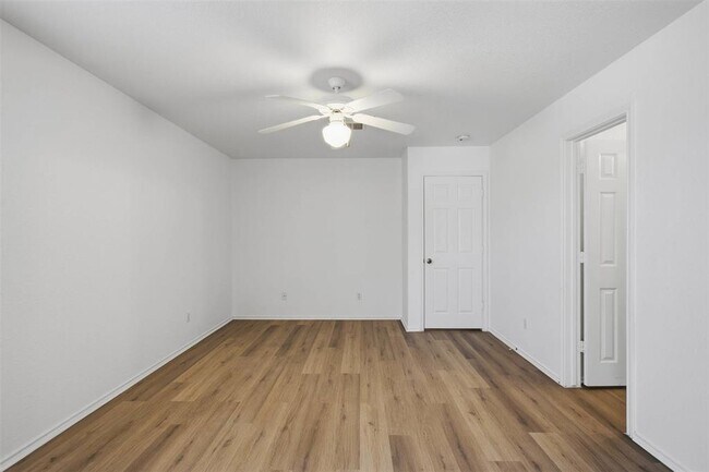 Building Photo - 13808 Harris Ridge Blvd