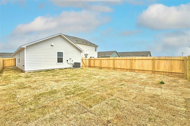 Building Photo - 1141 Catfish Ln