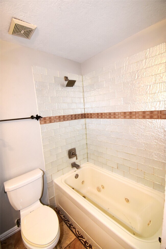 Building Photo - 21022 Creek Edge Ct