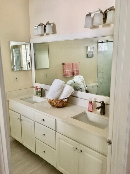 Building Photo - 11647 NW 18th Pl