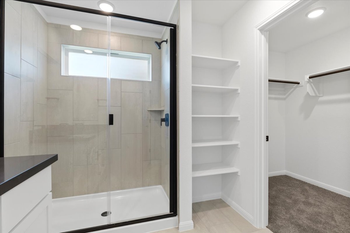 Building Photo - 15600 Nola Ct