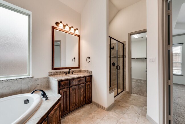Building Photo - A must see home in WYLIE ISD!!