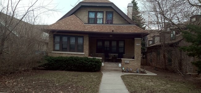 Building Photo - 1310A N Hawley Rd