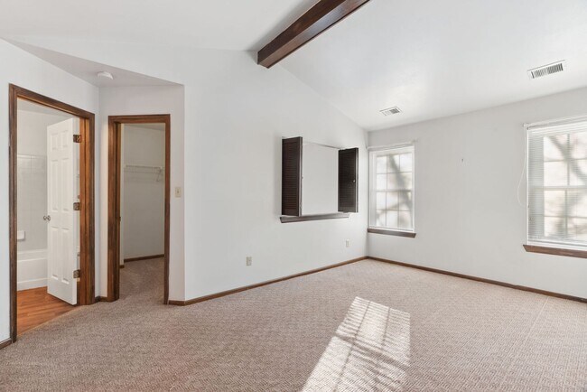 Building Photo - COMING SOON - Spacious 2-Bed, 3.5-Bath Townhouse with Stunning Lake Views