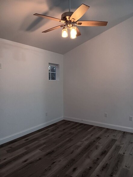 Building Photo - 1979 Encina Dr