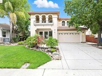 Building Photo - 145 Warhol Way