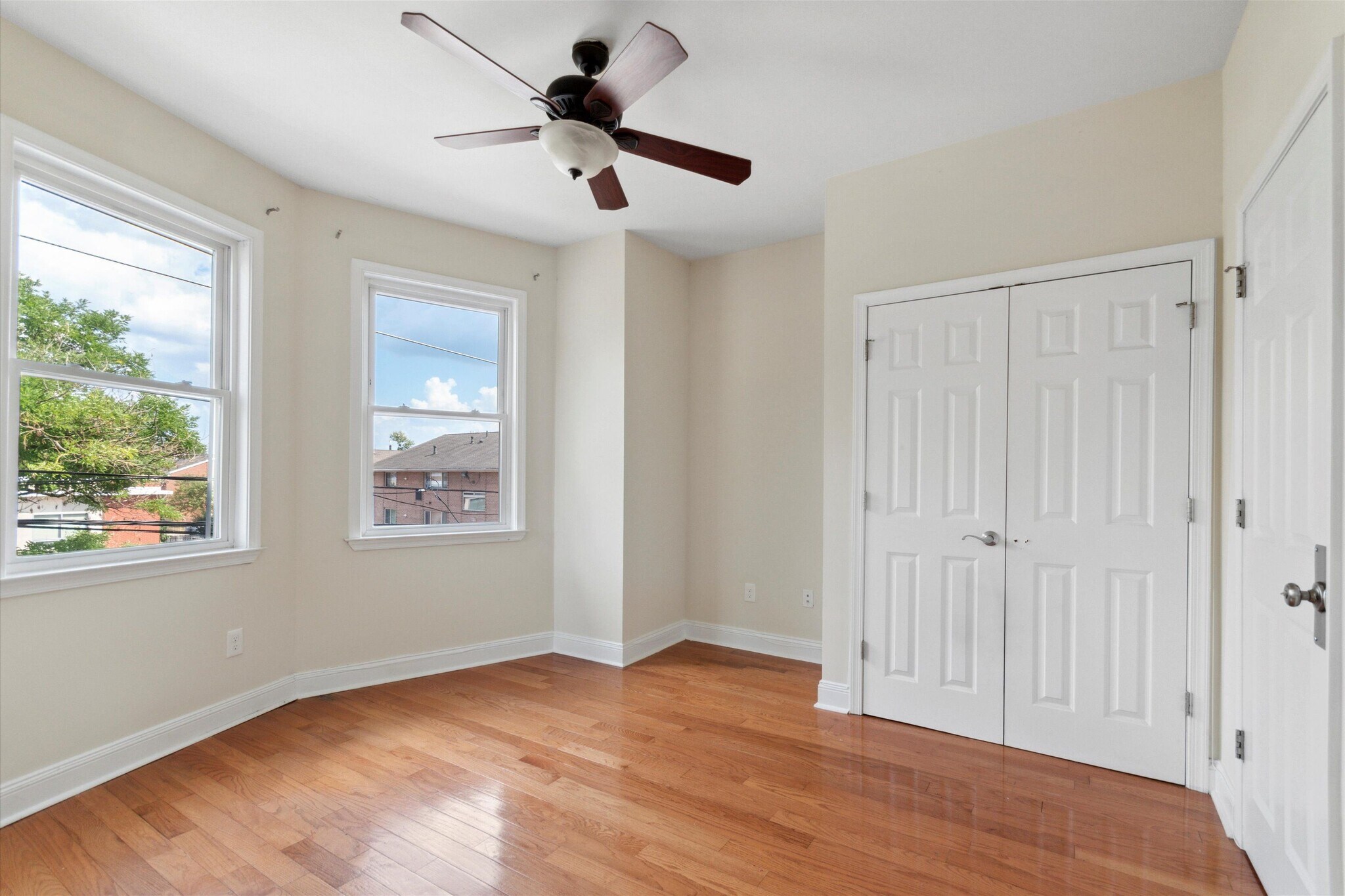 Building Photo - 1424 Willington St