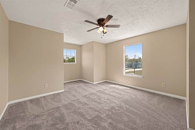 Building Photo - 13309 Milo Dr