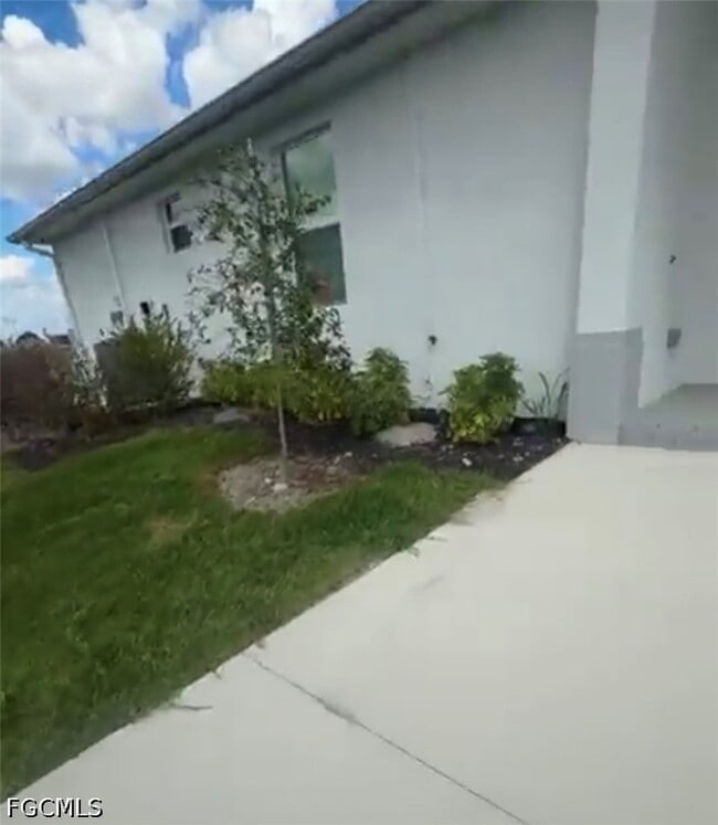 Building Photo - 103 Pennfield St