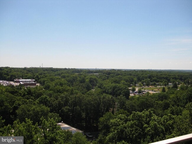 Building Photo - 1836 Metzerott Rd