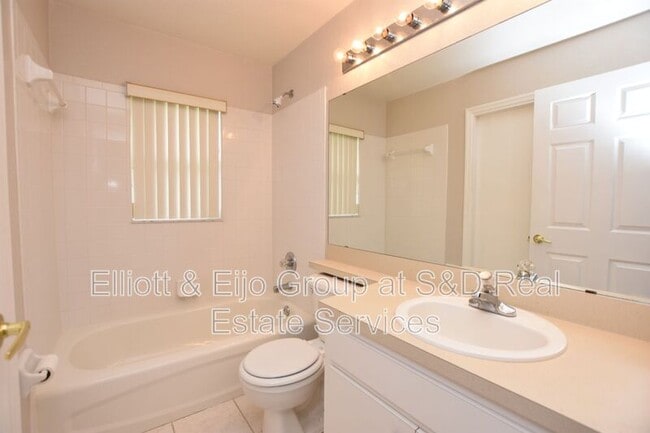 Building Photo - 6233 Napa Dr