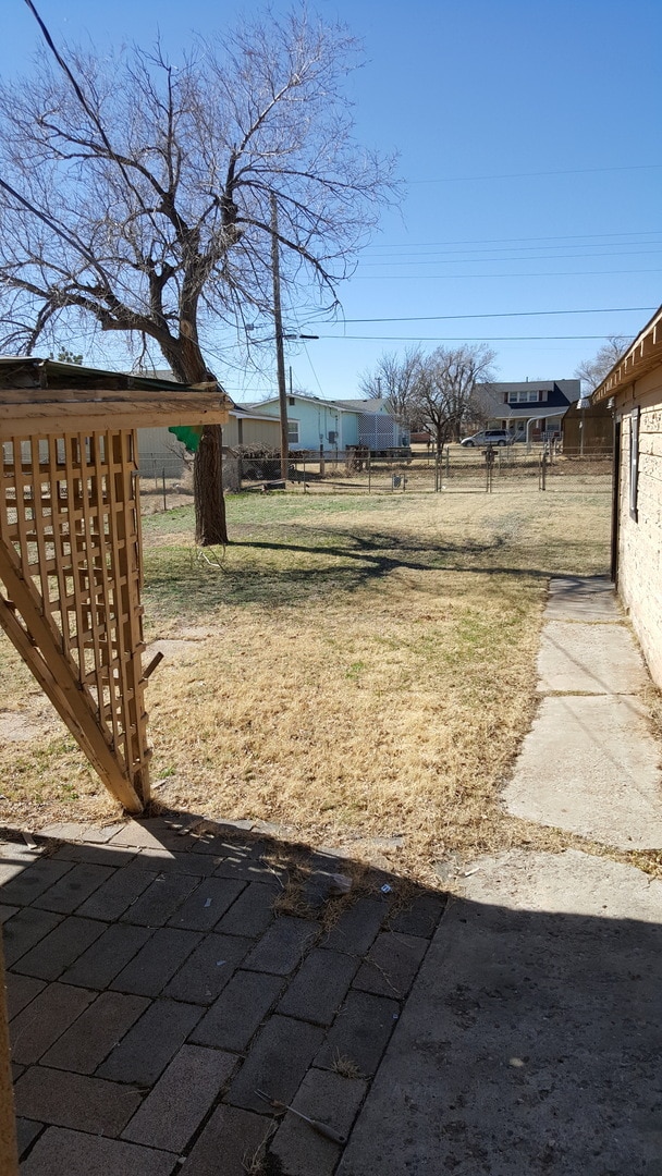 Building Photo - Nice 2 Bedroom, 1 Bathroom, 1 Car Detached...