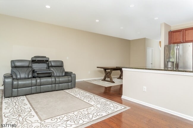 Building Photo - 24 DeCroce Ct