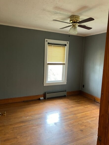 Building Photo - 221 Burke Ave