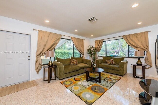 Building Photo - 7830 SW 99th St