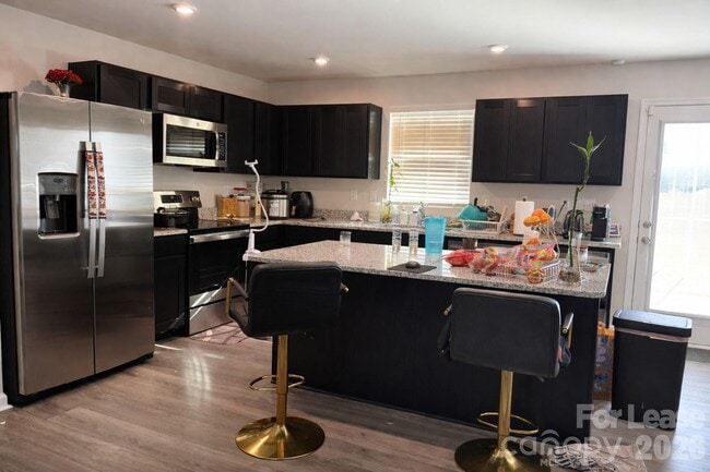 Building Photo - 6006 Silverwing Dr