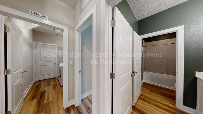 Building Photo - 257 Windermere Way