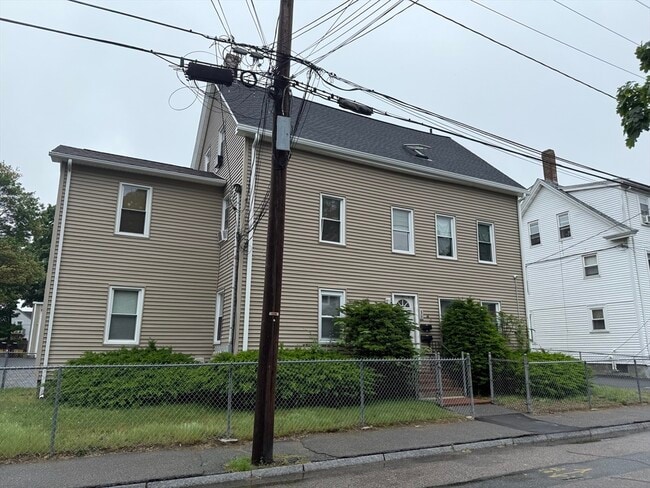 Primary Photo - 43 Park St