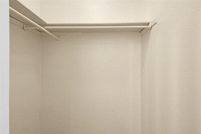 Building Photo - 3454 Willowrun Dr