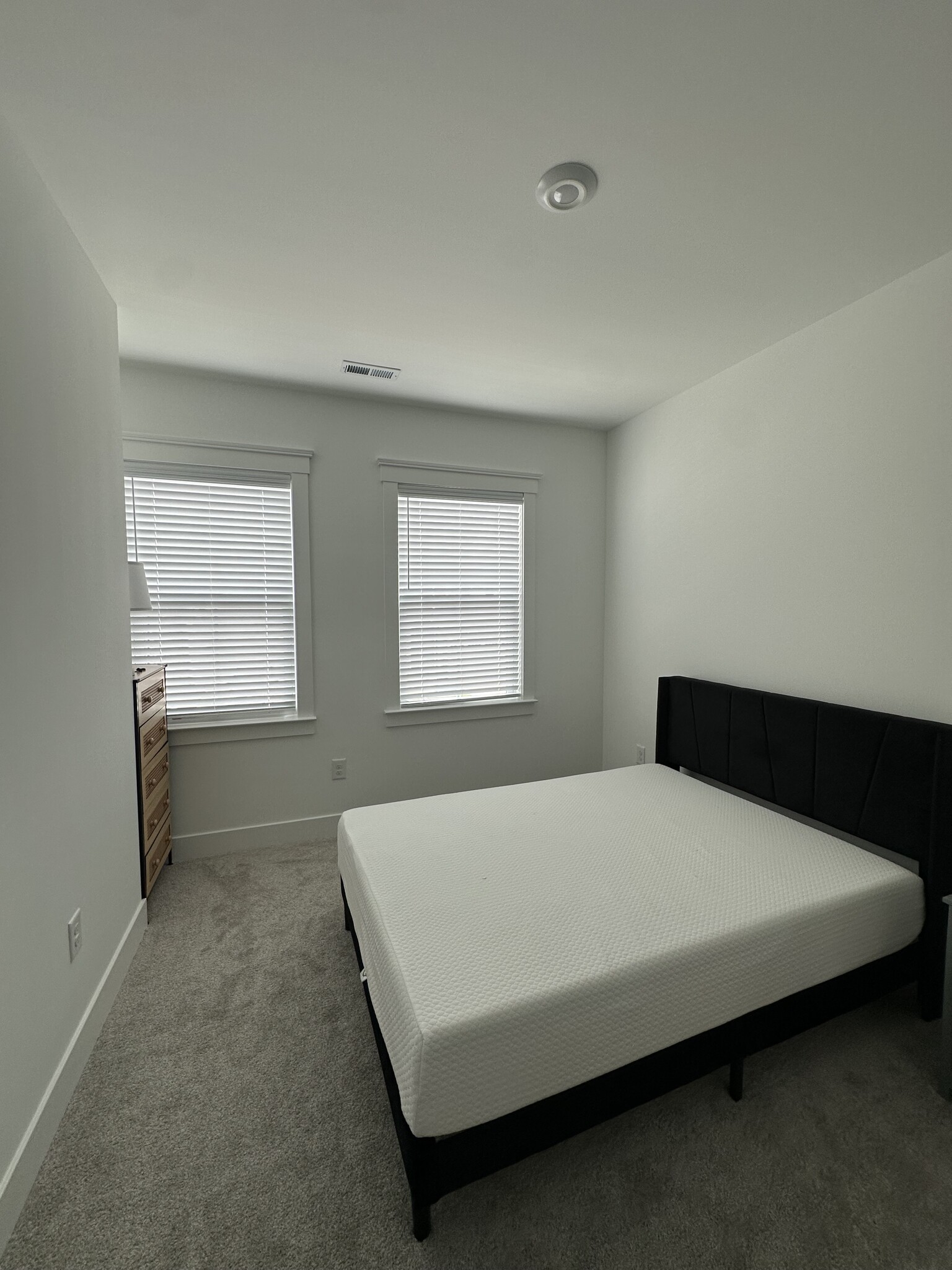 Building Photo - 2343 Whitewing Ln