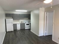 Building Photo - 403 Hayden Rd