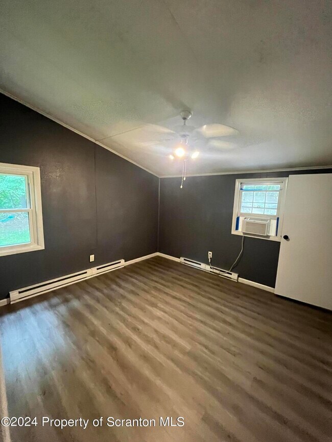 Building Photo - 7 Bruno Dr