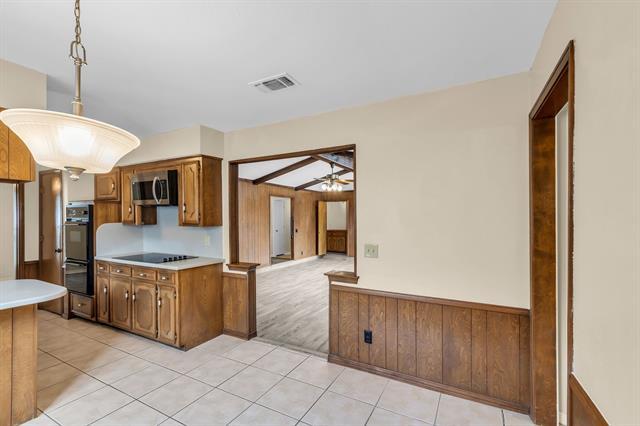 Building Photo - 2600 Kimberly Ln