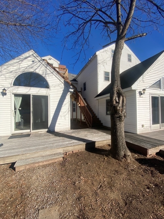 Building Photo - 315 High St