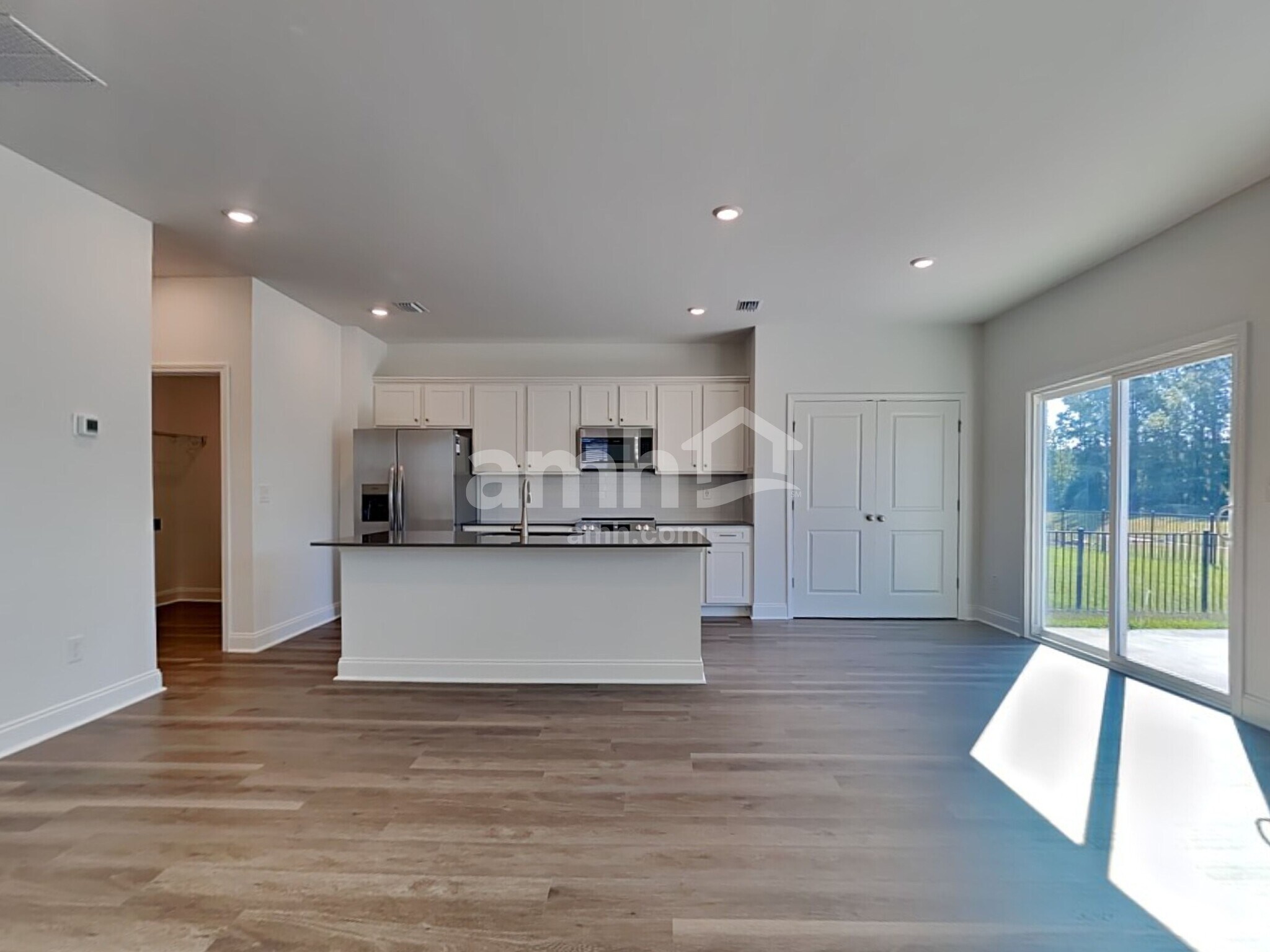 Building Photo - 305 Calla Lily Ct