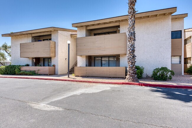 Building Photo - 6480 N 82nd St