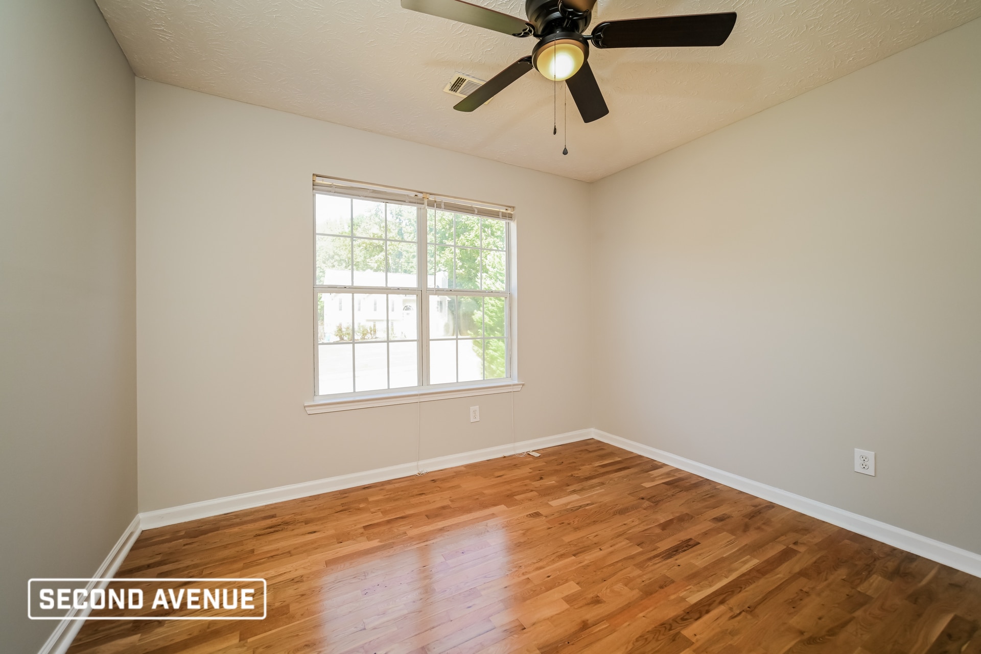 Building Photo - 300 Stones Throw Dr