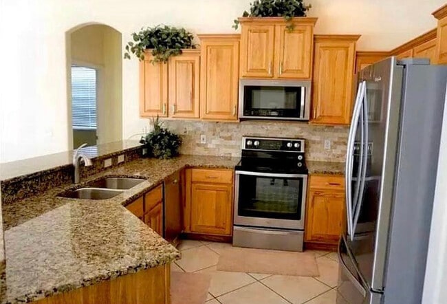 Building Photo - 692 Shadow Bay Way