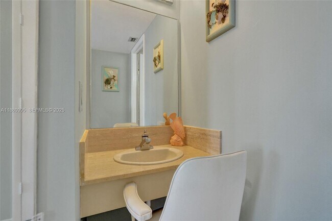 Building Photo - 1201 S Ocean Dr