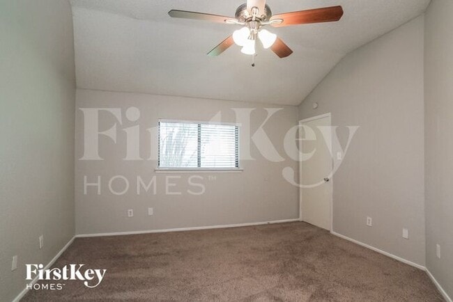 Building Photo - 2306 Peaceful Valley Dr