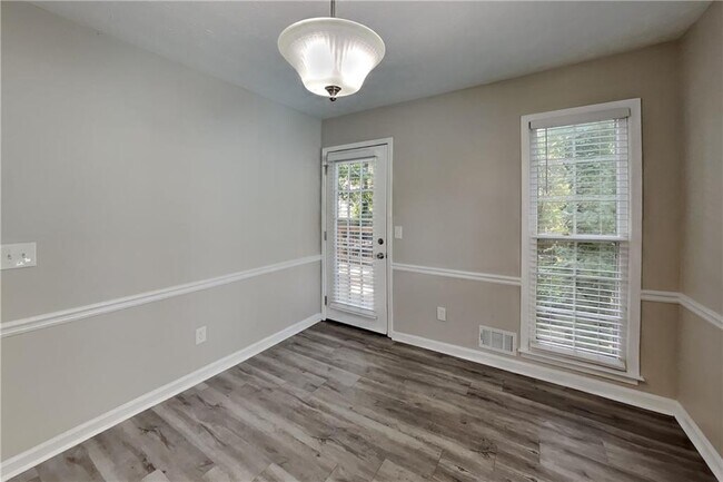 Building Photo - 1285 Grayland Hills Dr