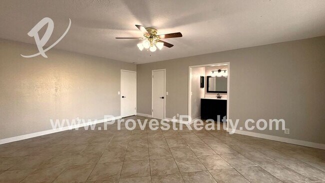 Building Photo - 18430 Niagara Dr