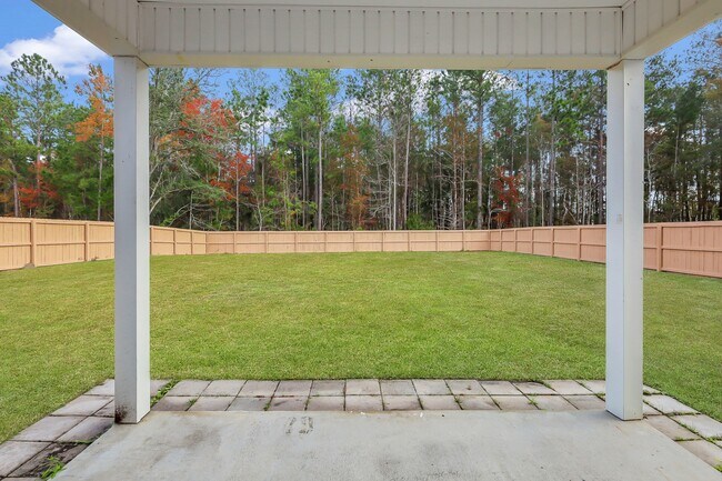 Building Photo - 12 Trask Cir