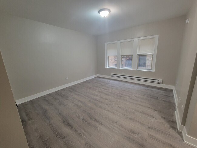 Building Photo - 312 N Central Ave