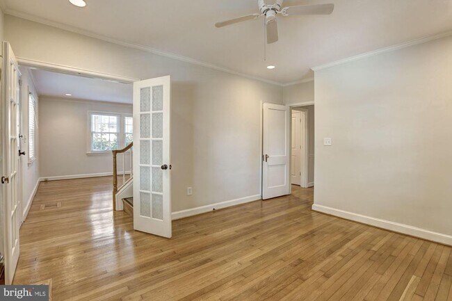 Building Photo - 5119 Manning Dr