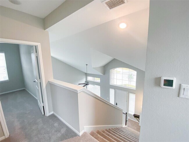 Building Photo - 9828 North Lakeview Mist Ct