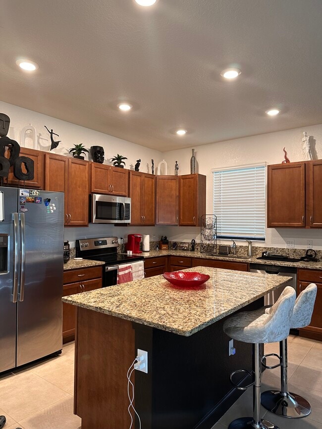 Building Photo - 10120 Verona Manor