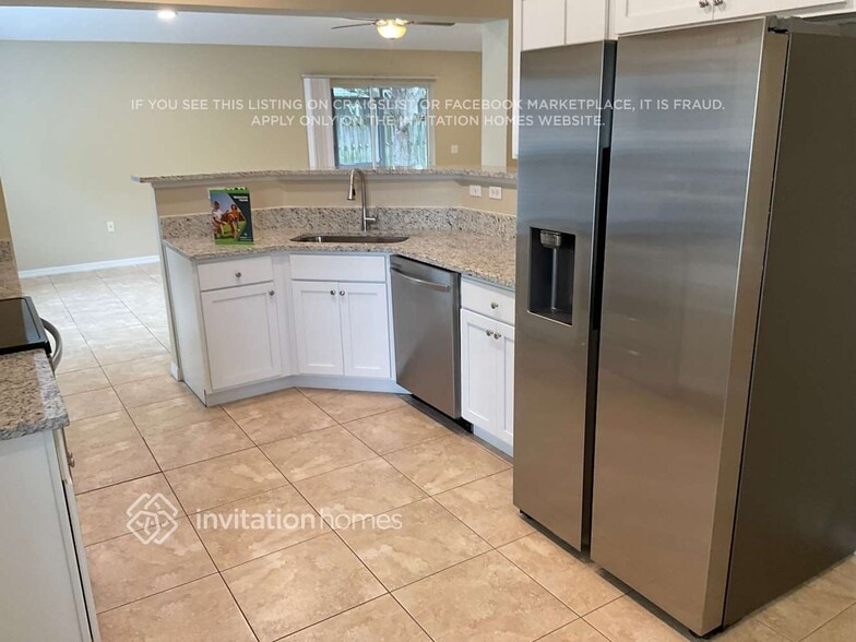 Building Photo - 1808 Maeve Cir