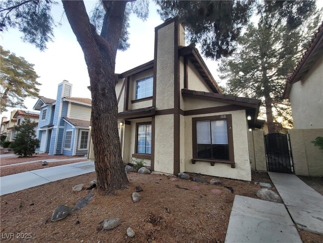 Building Photo - 108 Boysenberry Ln