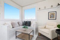 Building Photo - 334 Edmonds St