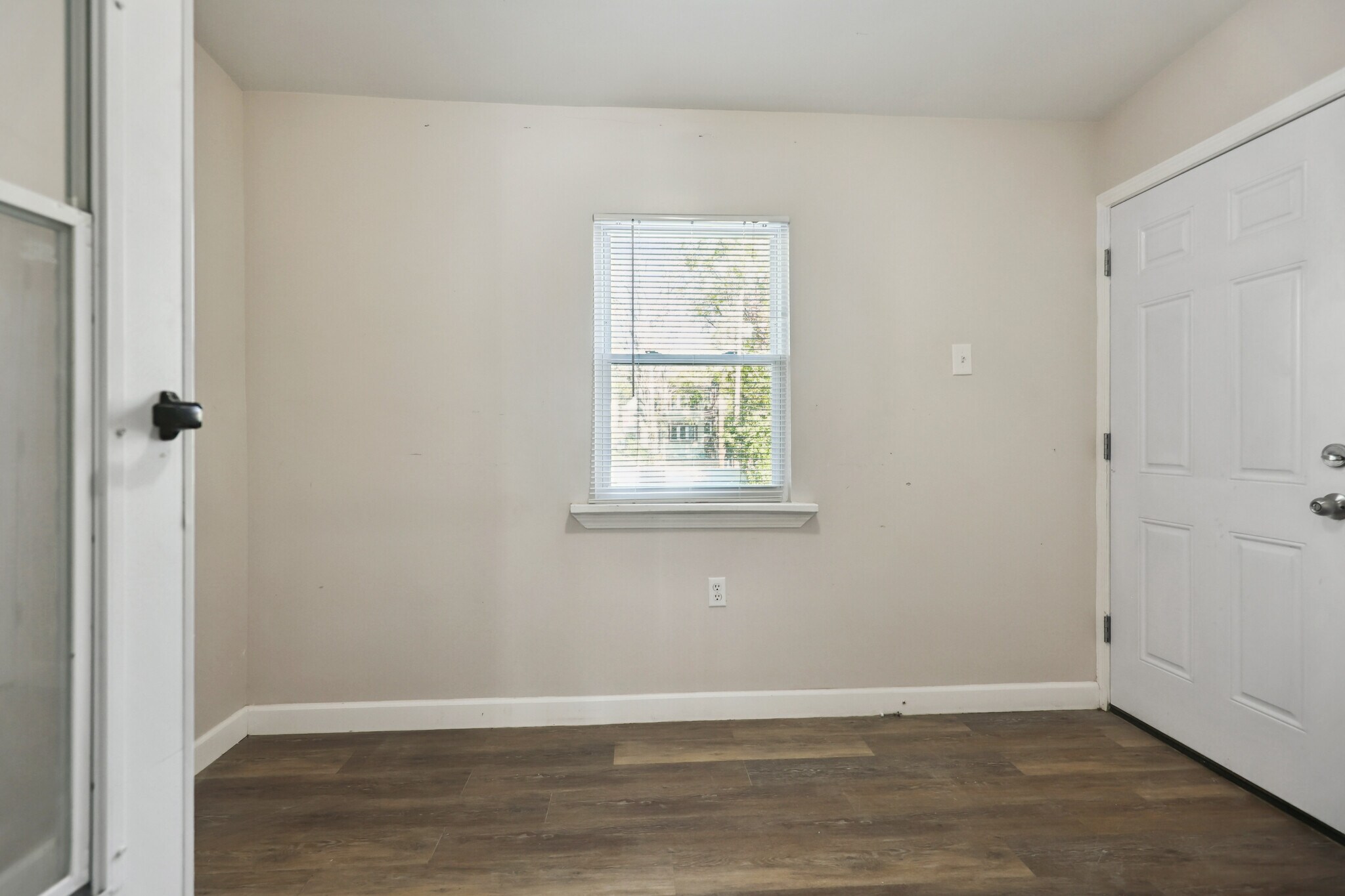 Building Photo - 5237 Enright Ave