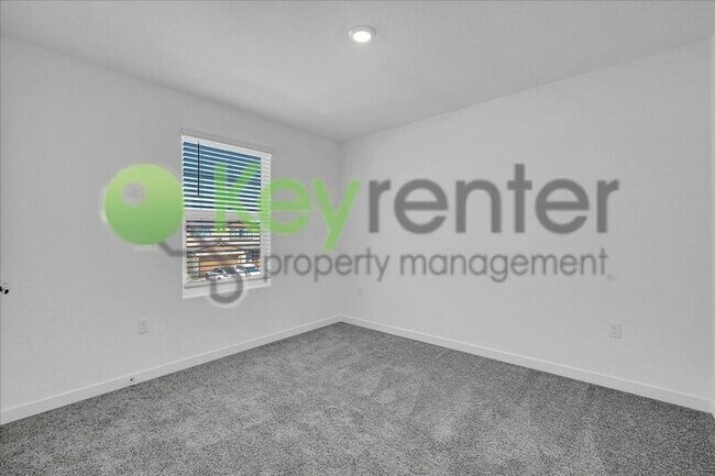 Building Photo - 2061 Hesperian Dr