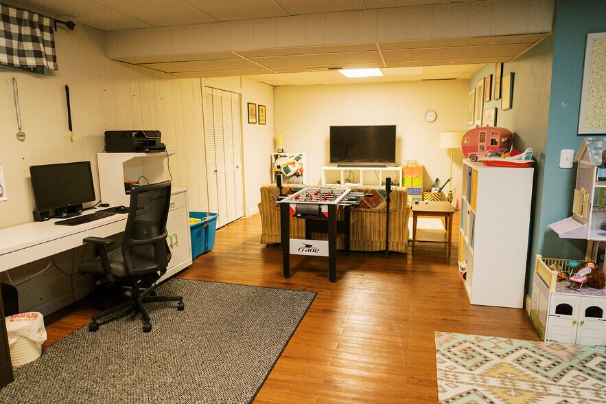 Basement Living Space - 2301 Jessup Cir